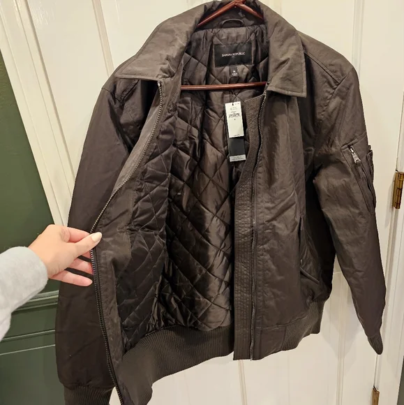 FINAL DROP 🔥NWT Banana Republic Mens Flight Jacket Olive - Picture 7 of 8